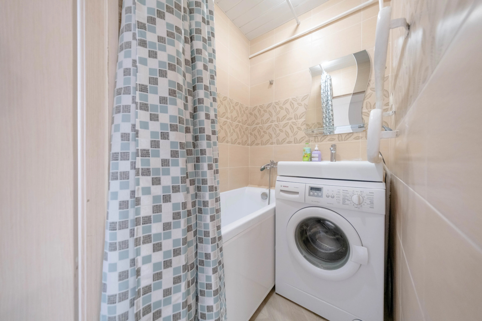 Апартаменты студия на четверых в отличном районе