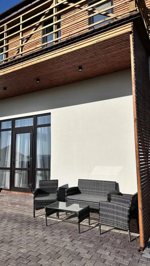 Частный дом Стильный Дом с Видом на Водоем