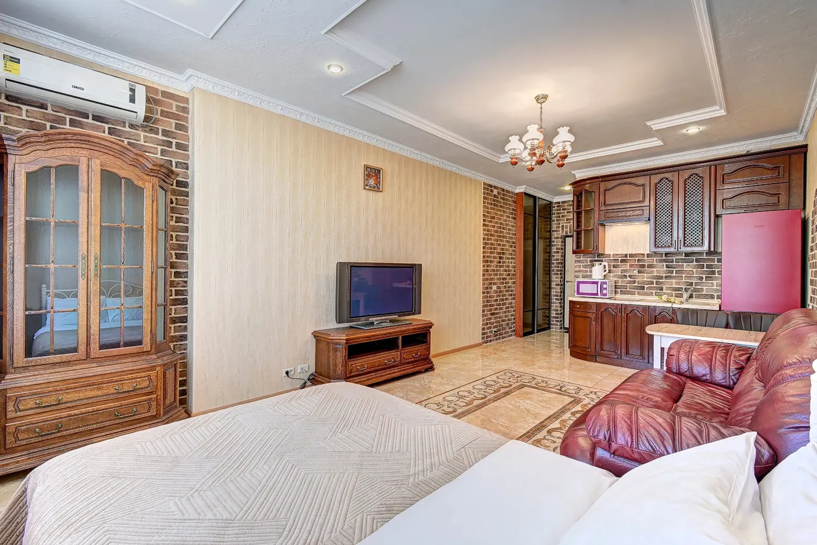 Квартира большая уютная у моря