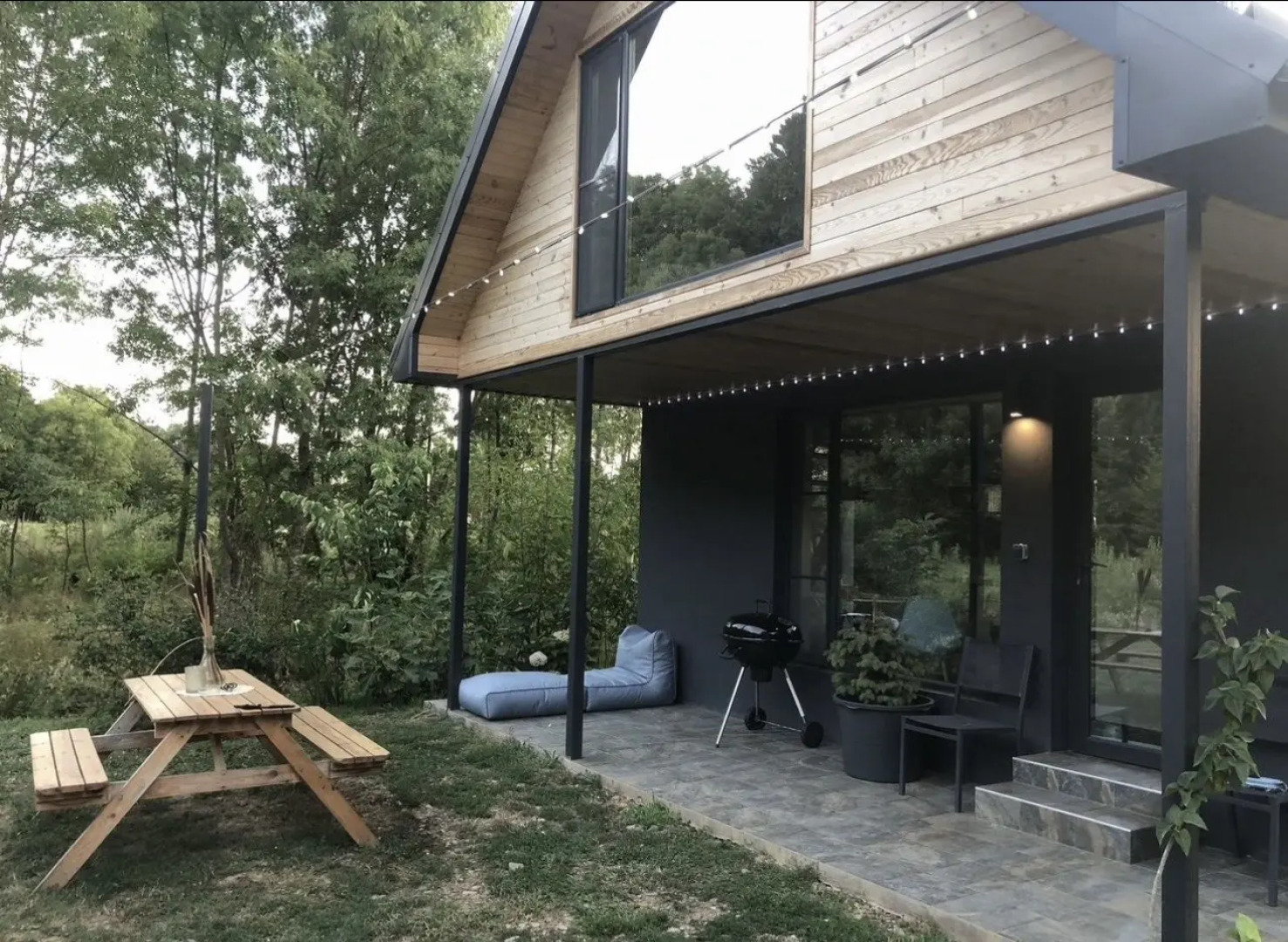 Частный дом Домик у леса