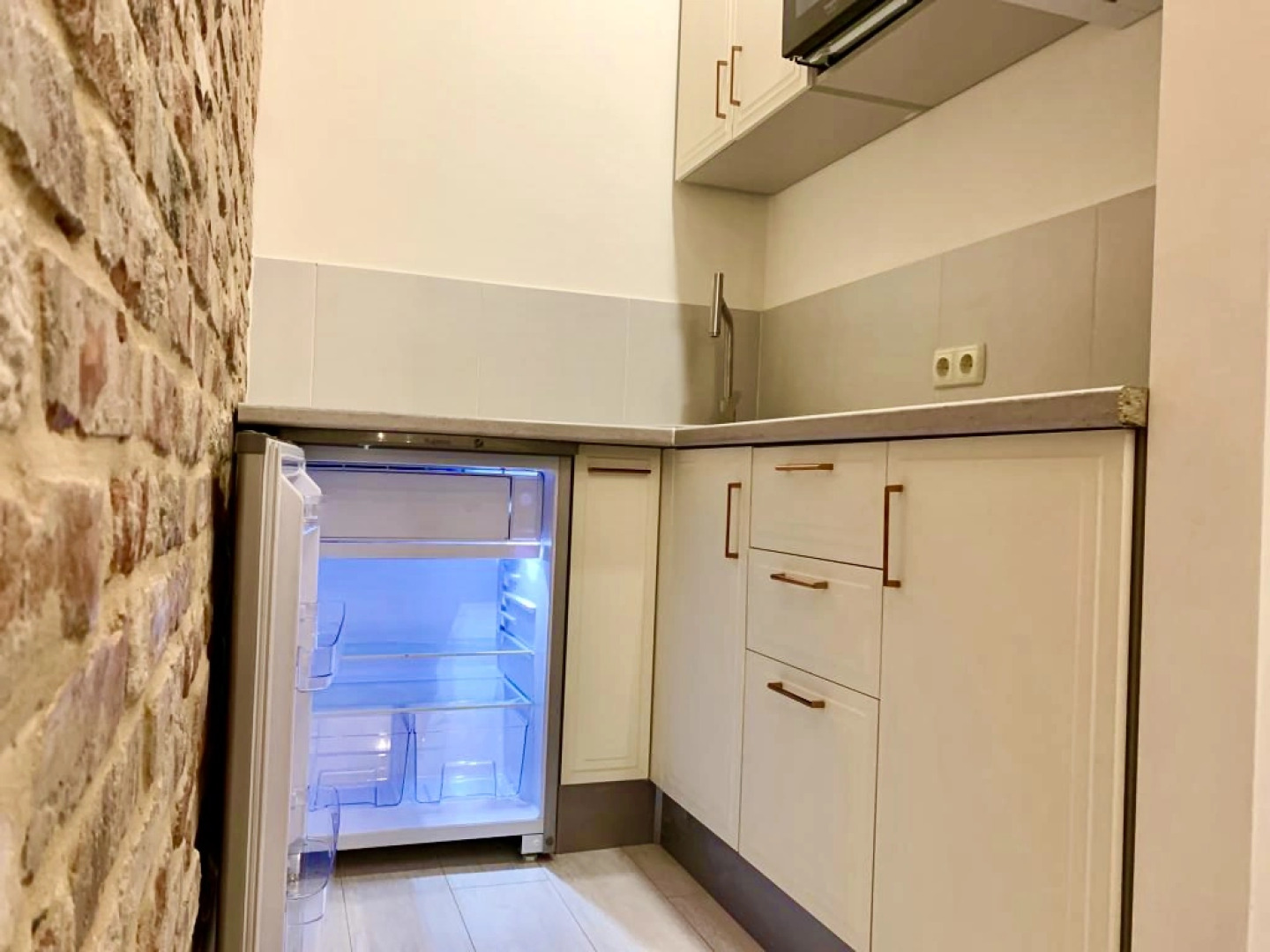 Квартира Трёхкомнатная-люкс на 23 этаже с видом на Волгу