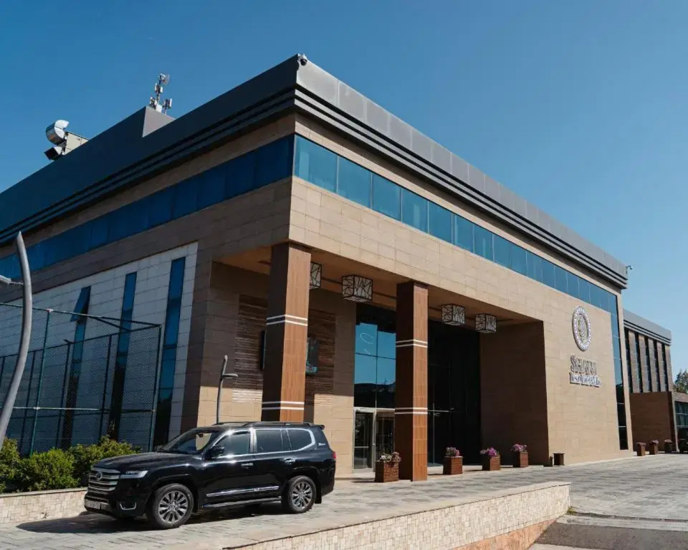 Shani Resort Hotel & Villas