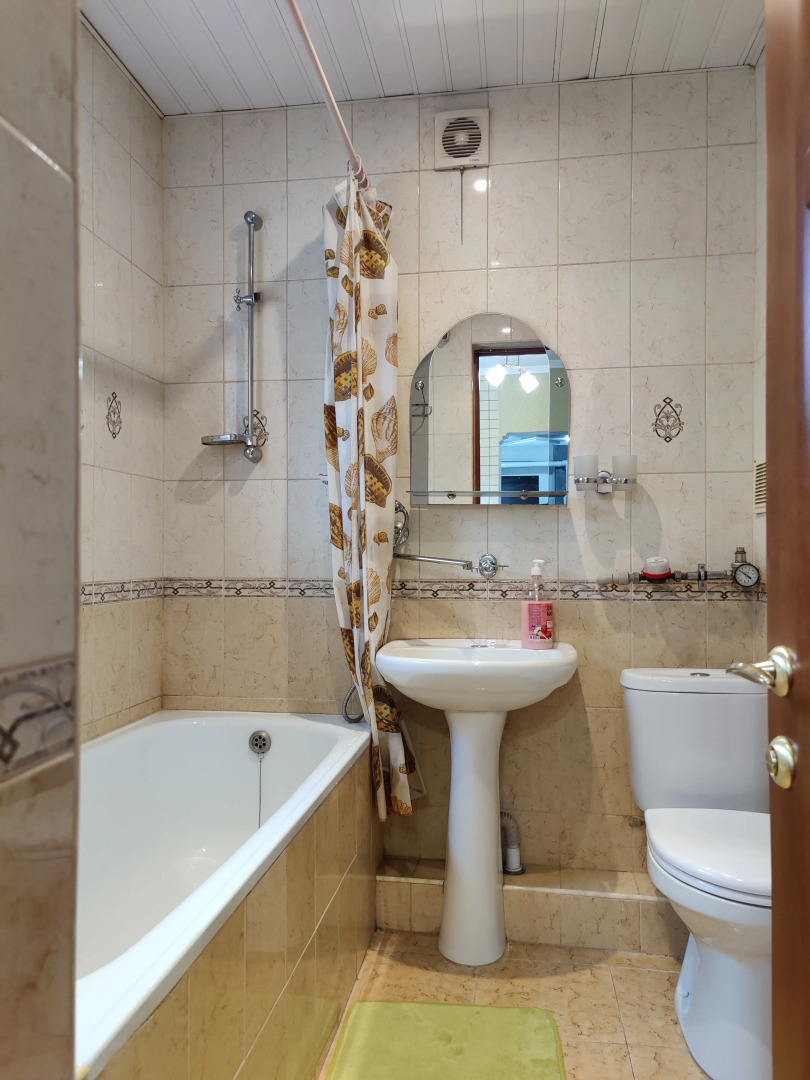 Квартира  с 2-мя Комнатами