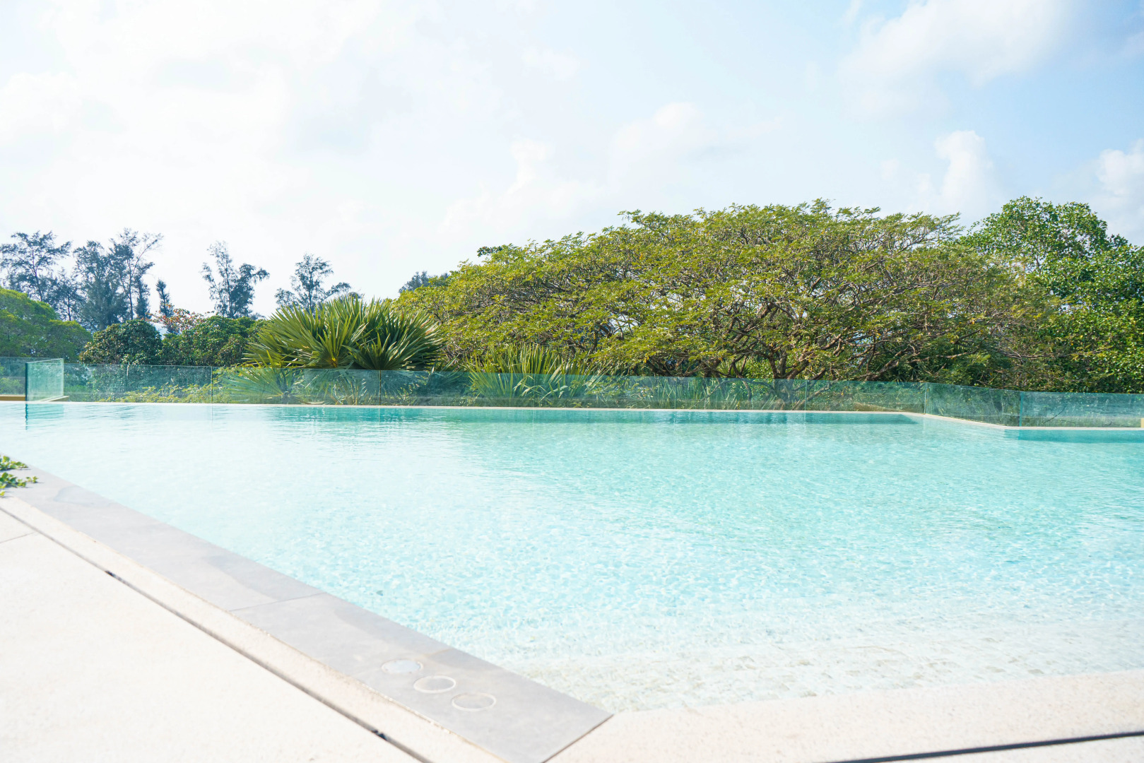 Апартаменты Laguna Beachside 2208