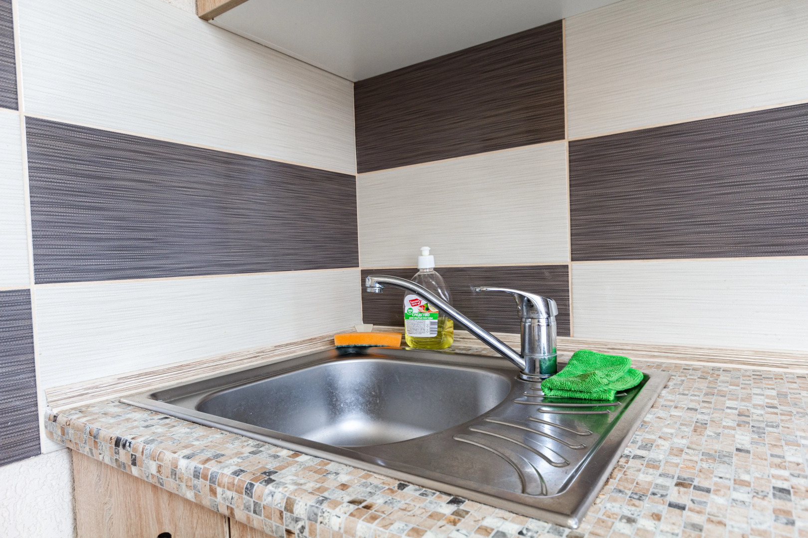 Апартаменты на Новомосковской 16