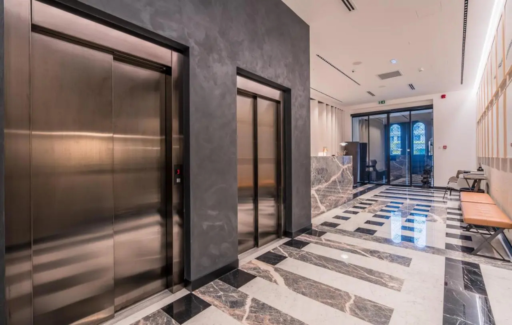 Monograph Freedom Square