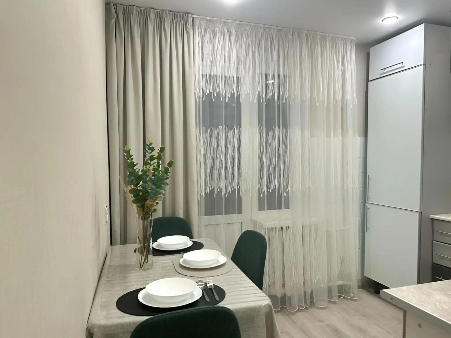 Квартира на Рихарда Зорге 42