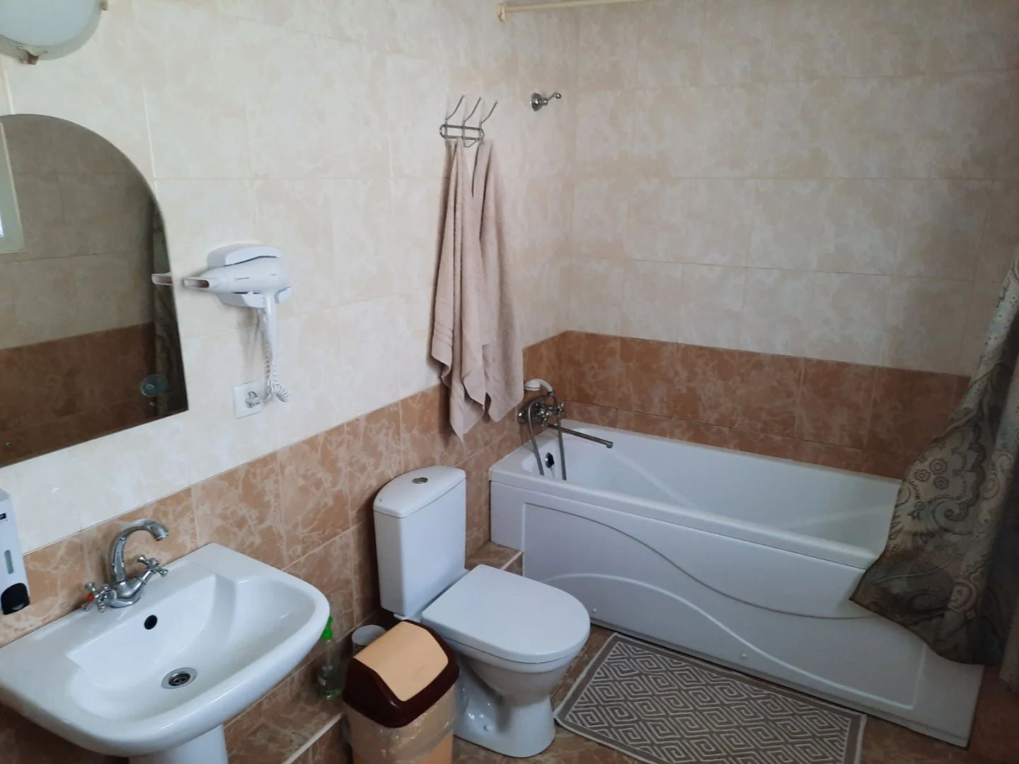 Гостевой Дом Октябрьская 5