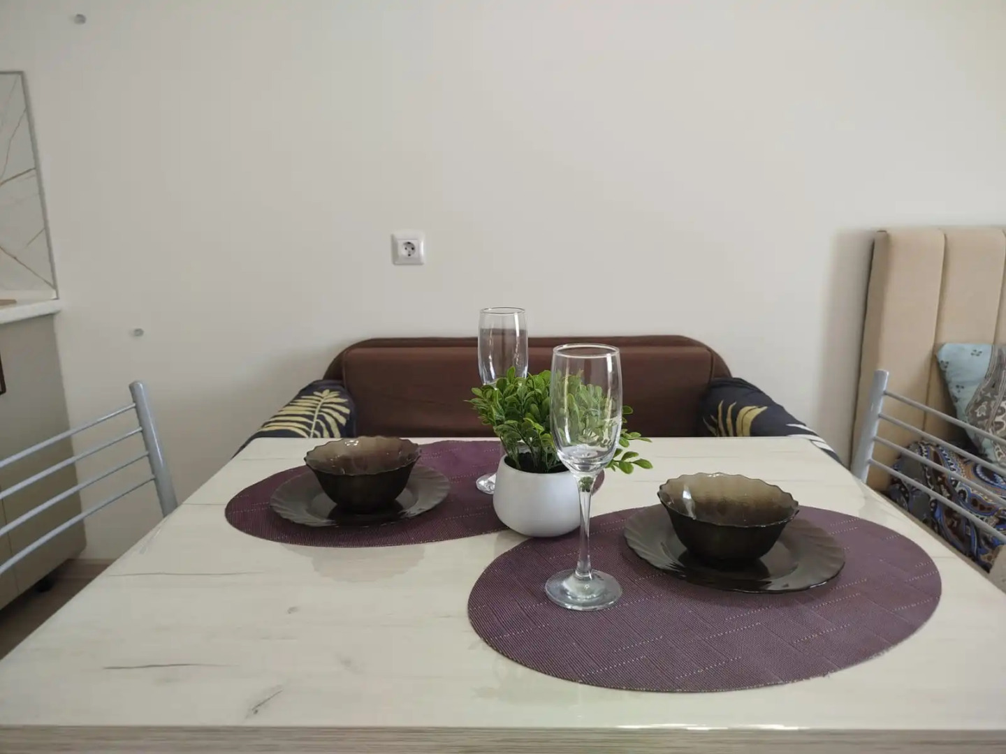 Квартира студия live in comfort на Современников 8