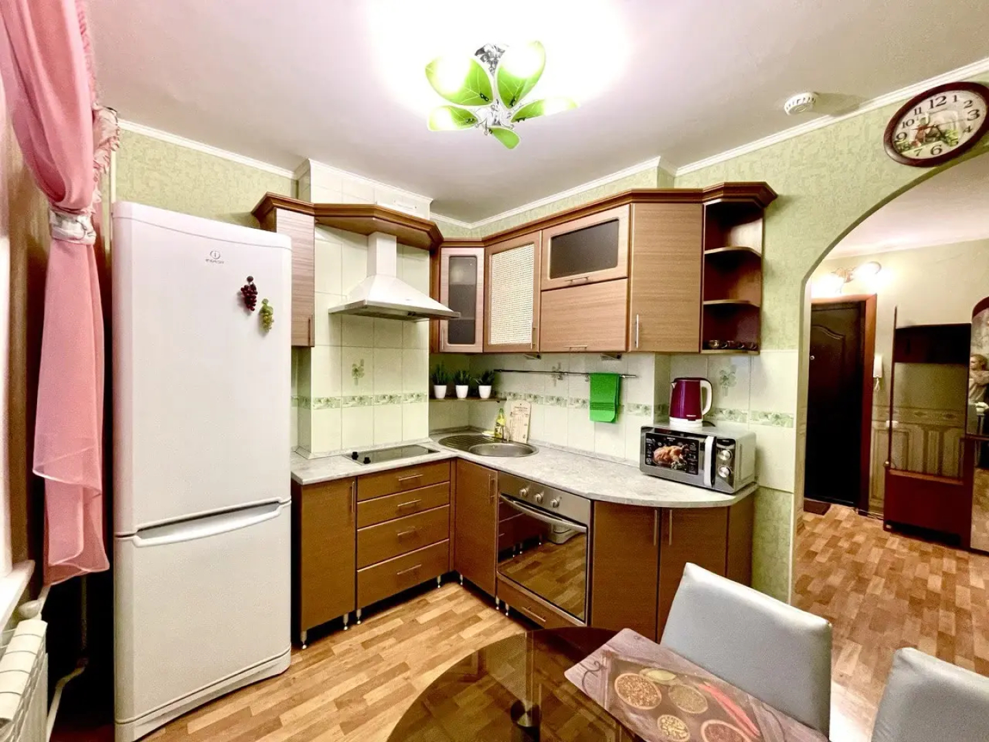 Апартаменты MARS Hotel Малахова 97