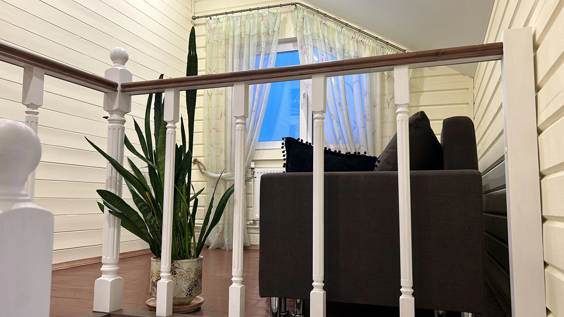 Частный дом Брусничный Коттедж с сауной