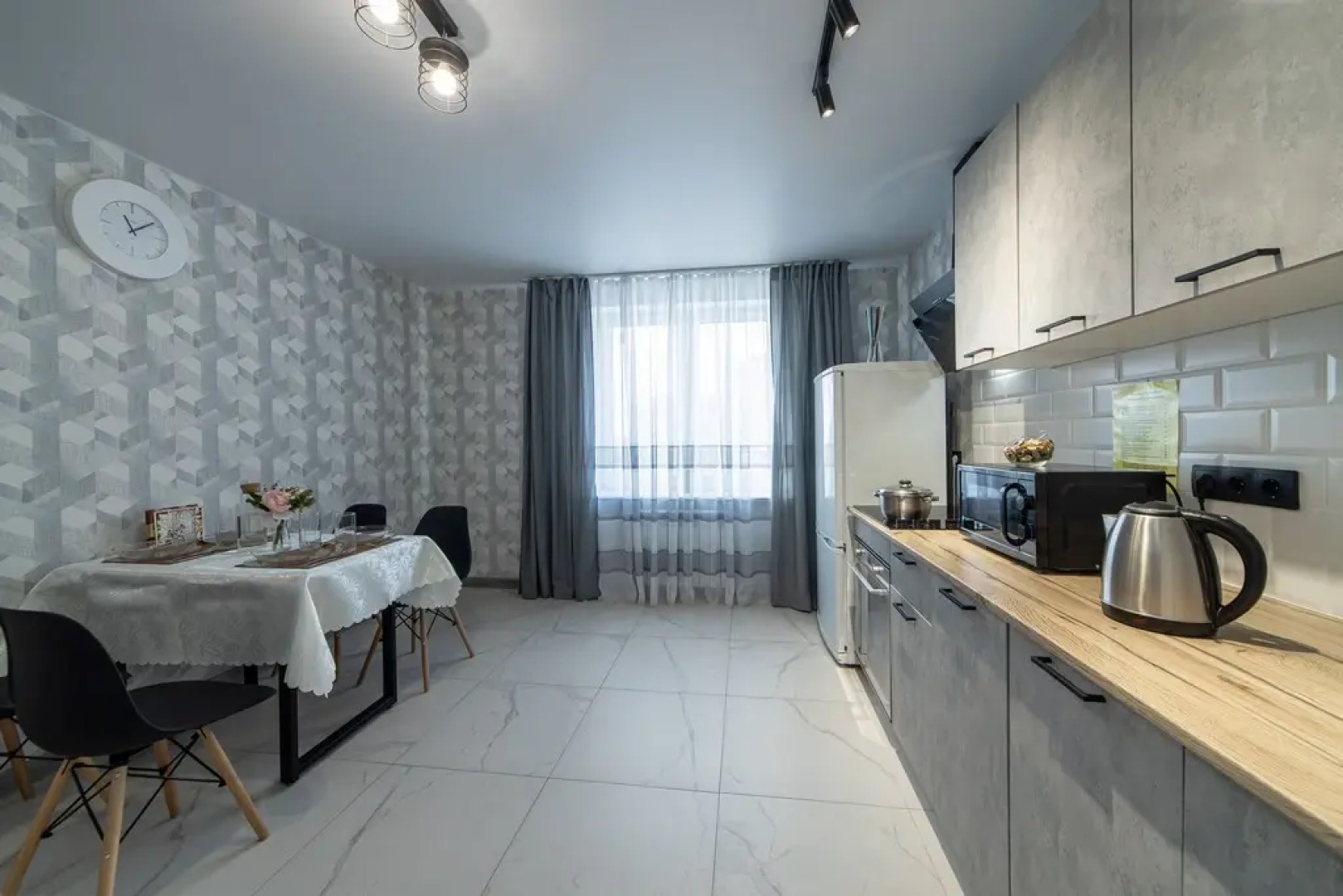 Квартира от Компании Хоум Отель на Тухачевского 84