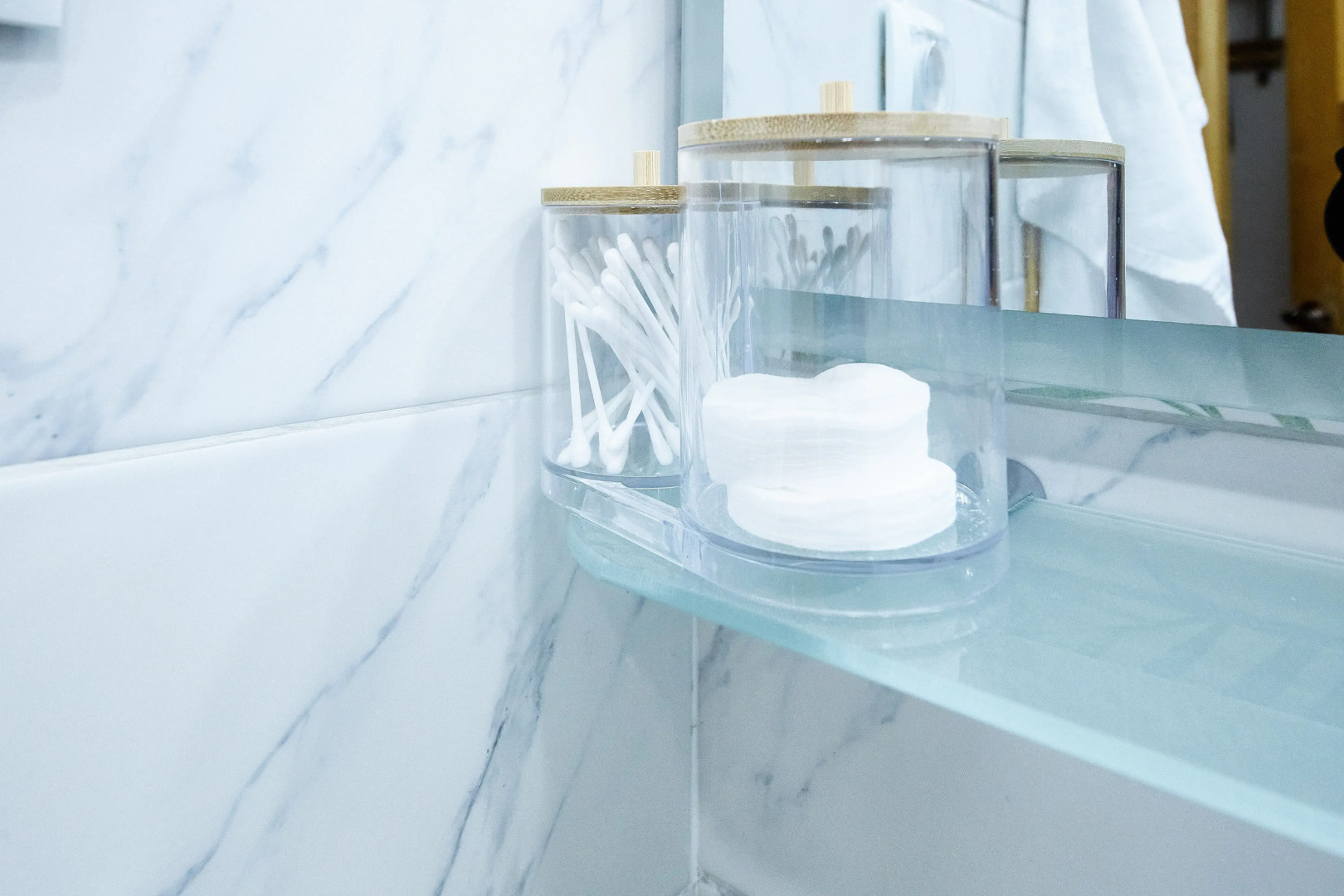 Апартаменты DD.APARTS.VBG - уютныe апаpтамeнты c 2-мя cпальнями