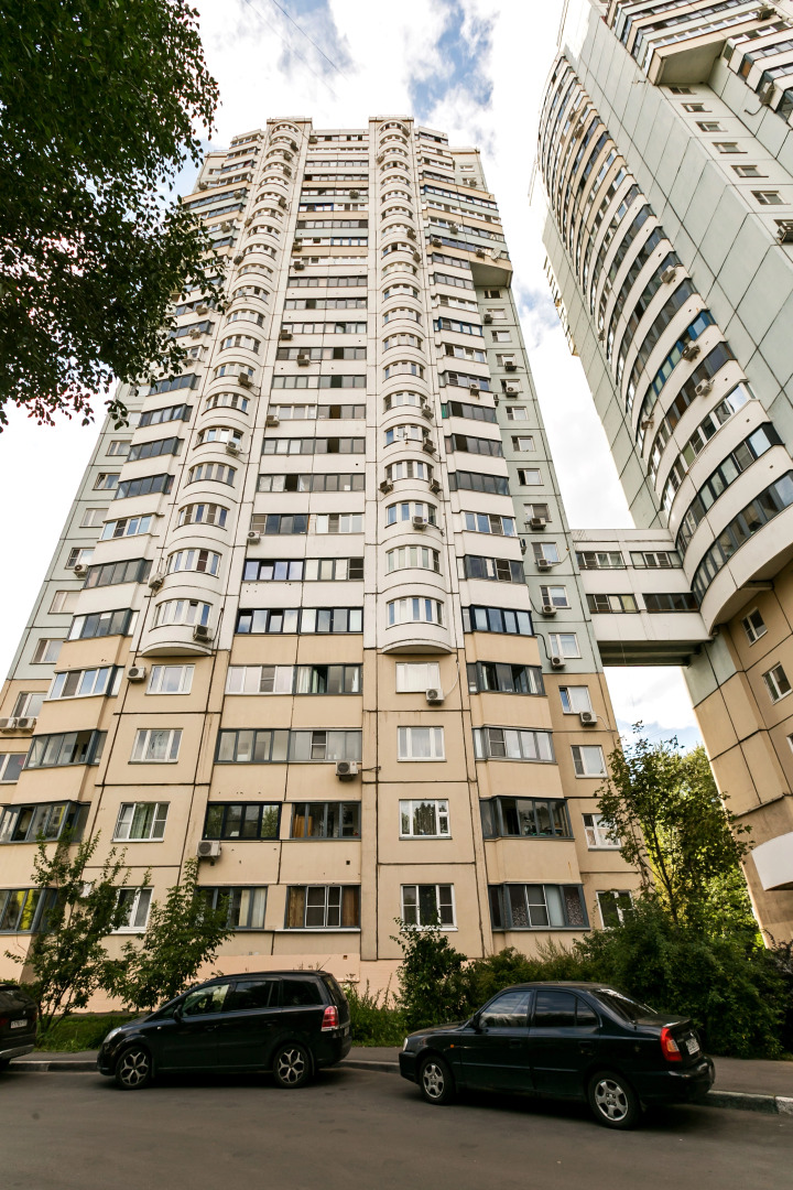 Double Tower Apartment on Dmitry Ulyanov St