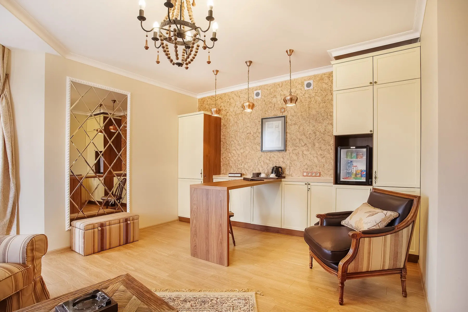 Отель Кристэлла