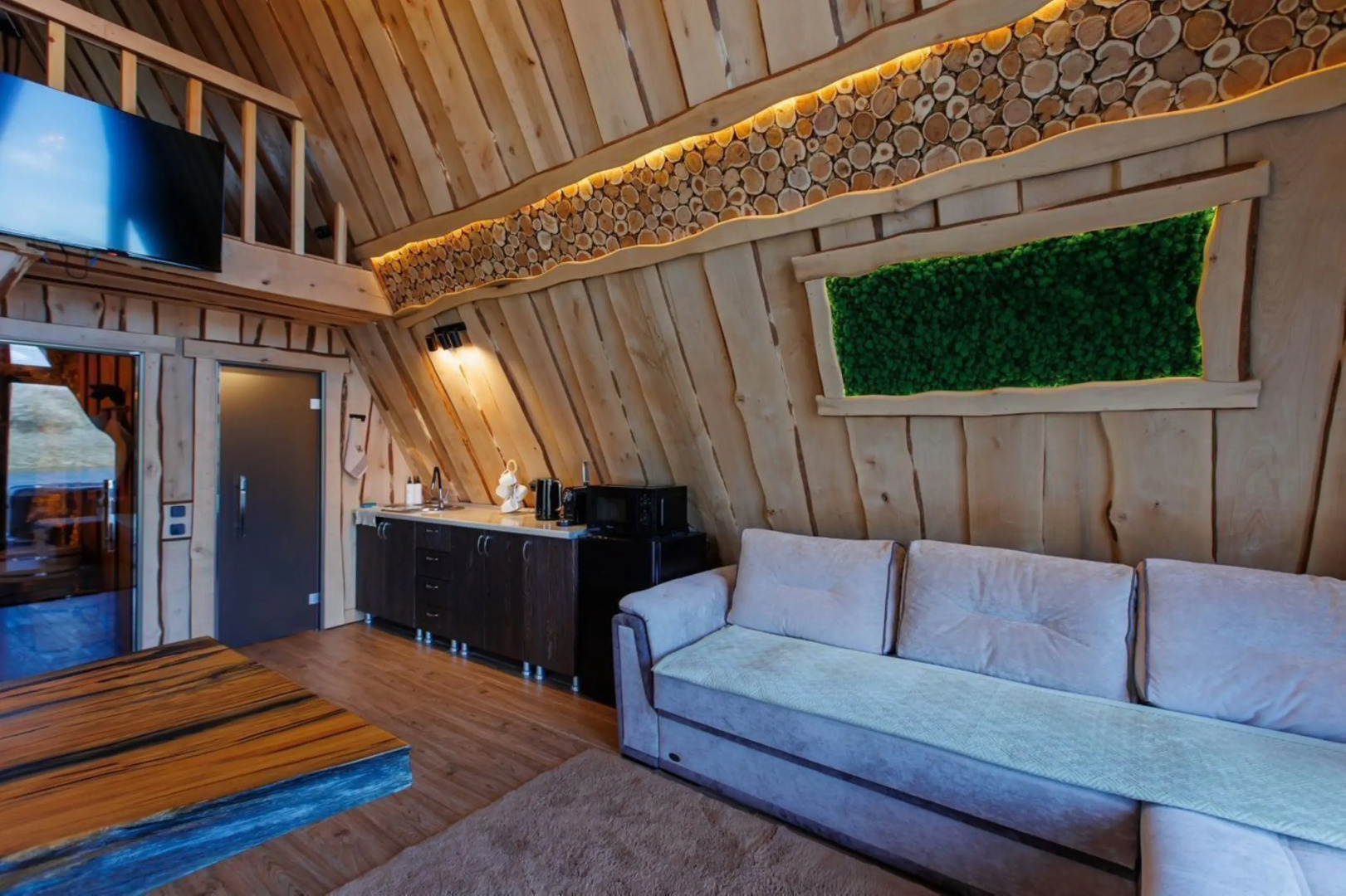 Частный дом С баней и чаном с видом на озеро