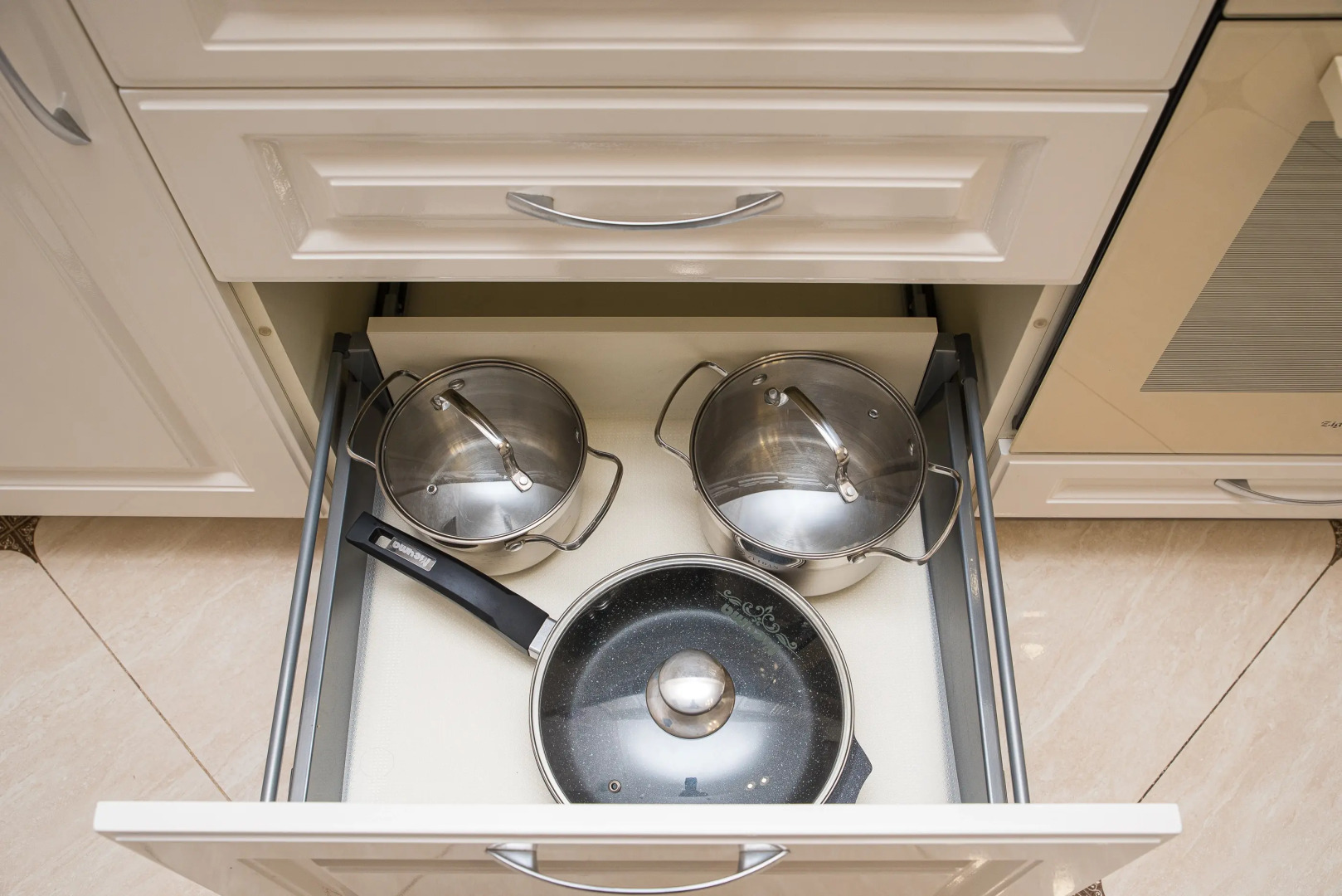 Квартира Роскошная с новым ремонтом в центре рядом с ЖД вокзалом