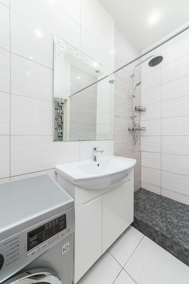 Новые апартаменты в центре на площади Победы