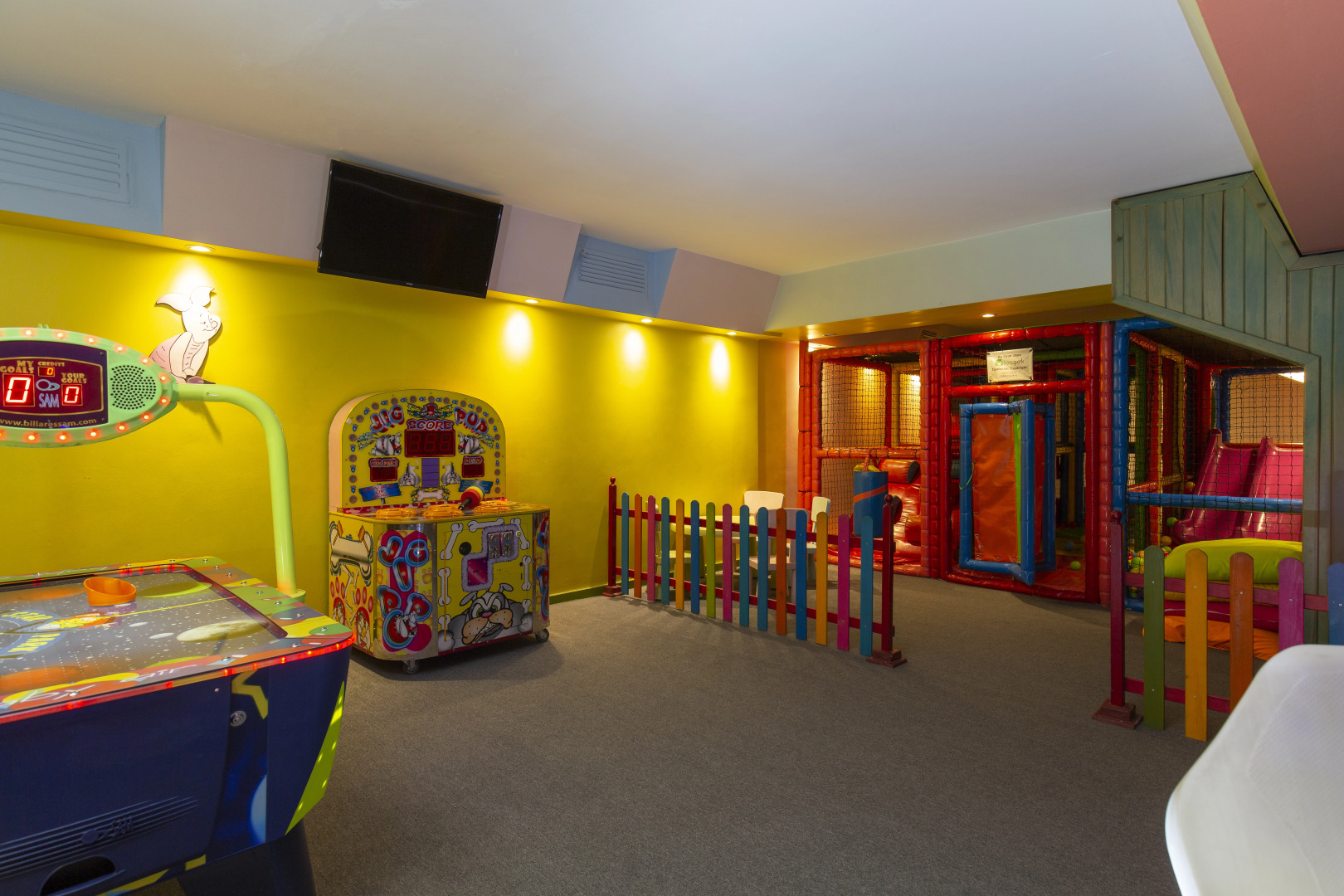 Отель Almira Thermal Spa & Convention Center