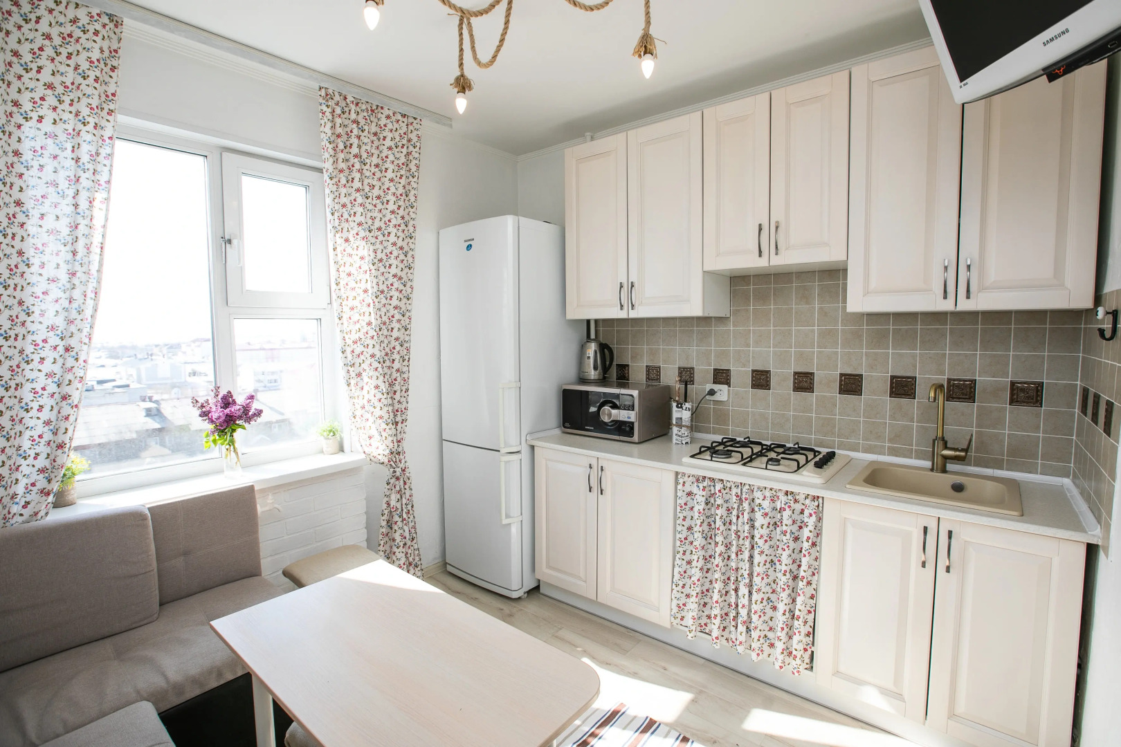 Апартаменты Сибирская 45