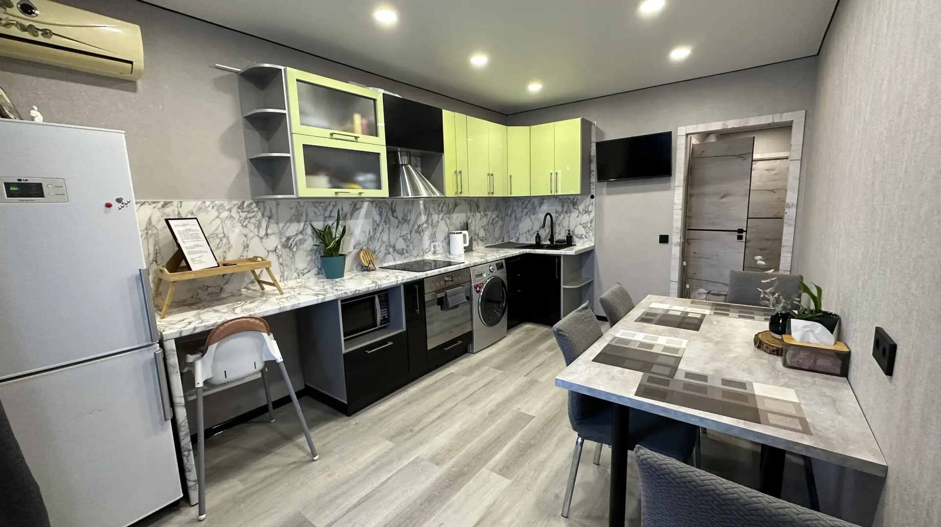 Квартира 2х Комнатная Квартира на 4х Человек + Ребенок