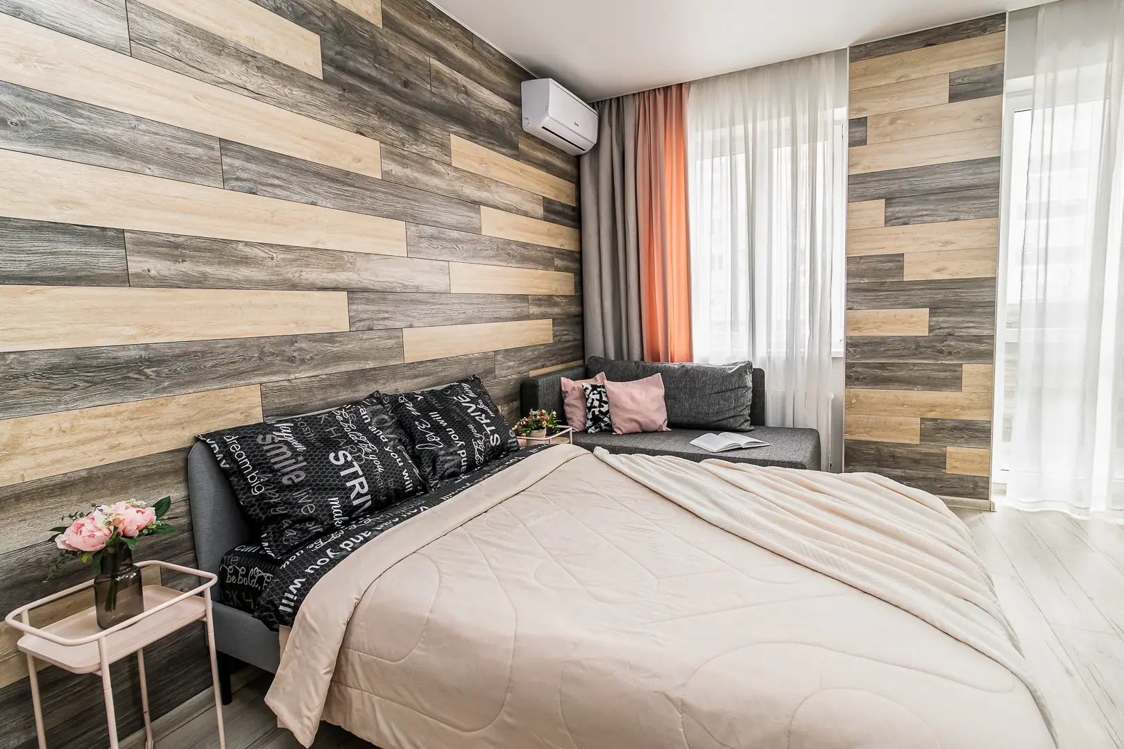 Апартаменты Mango Апартаменты на Конгрессной ВКК Экспоград Юг