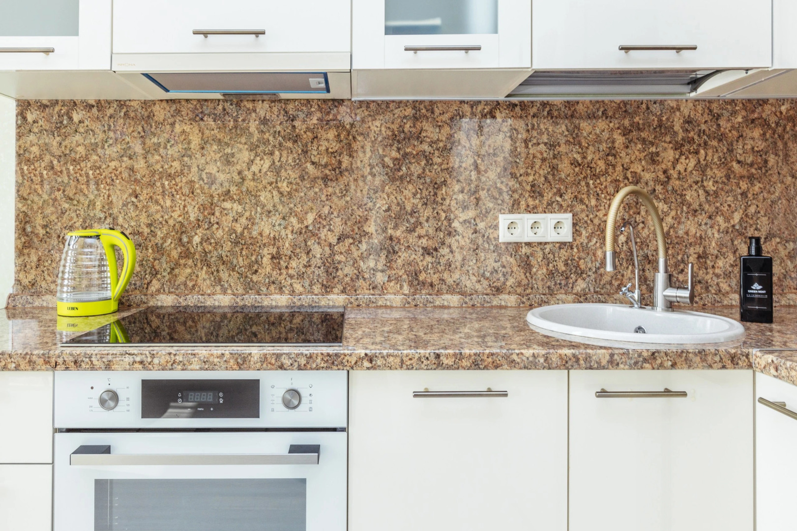 Апартаменты Новые в ЖК Москва для 5-6 гостей