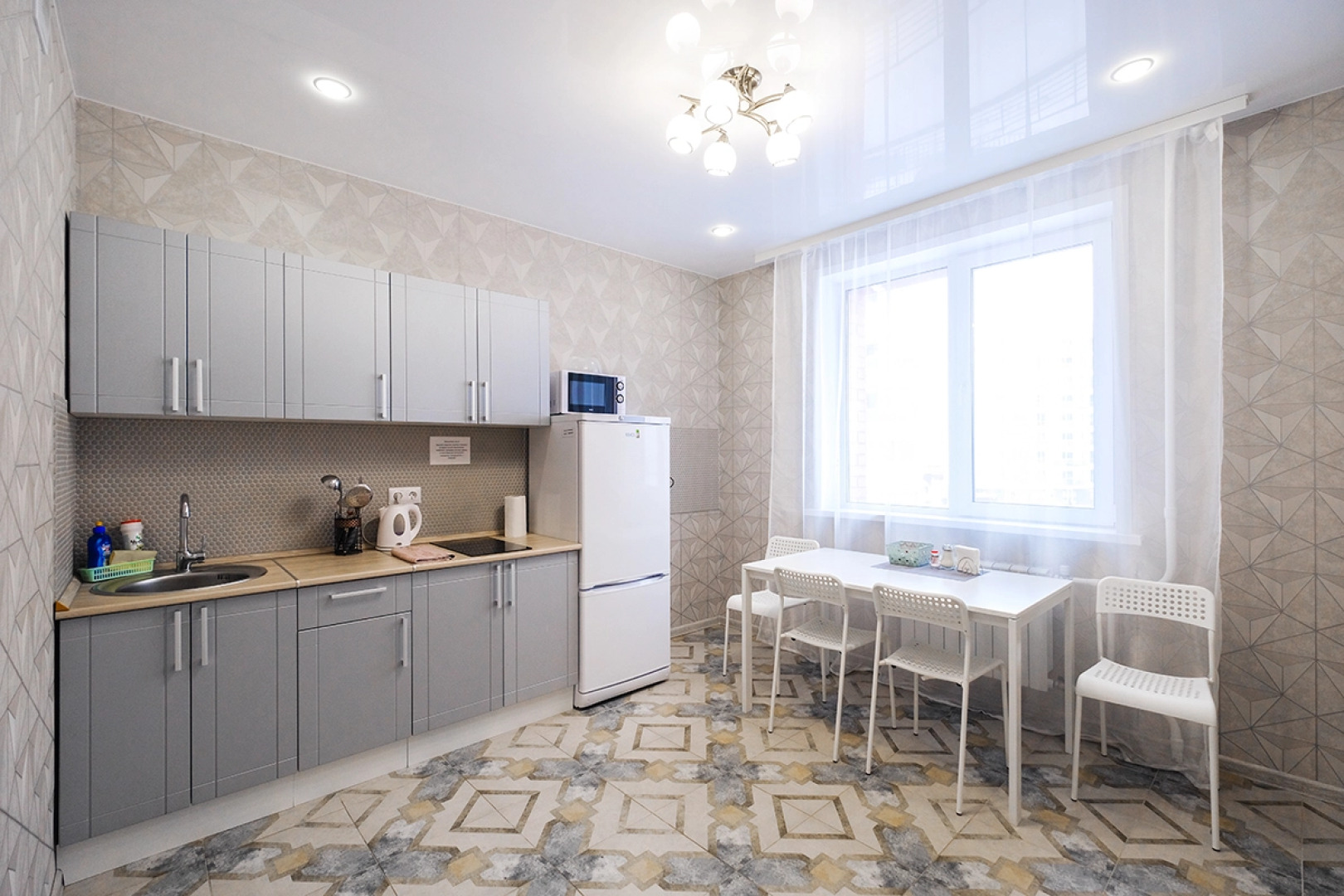 Kvartira na Nemirovicha, 144/1 Apartments