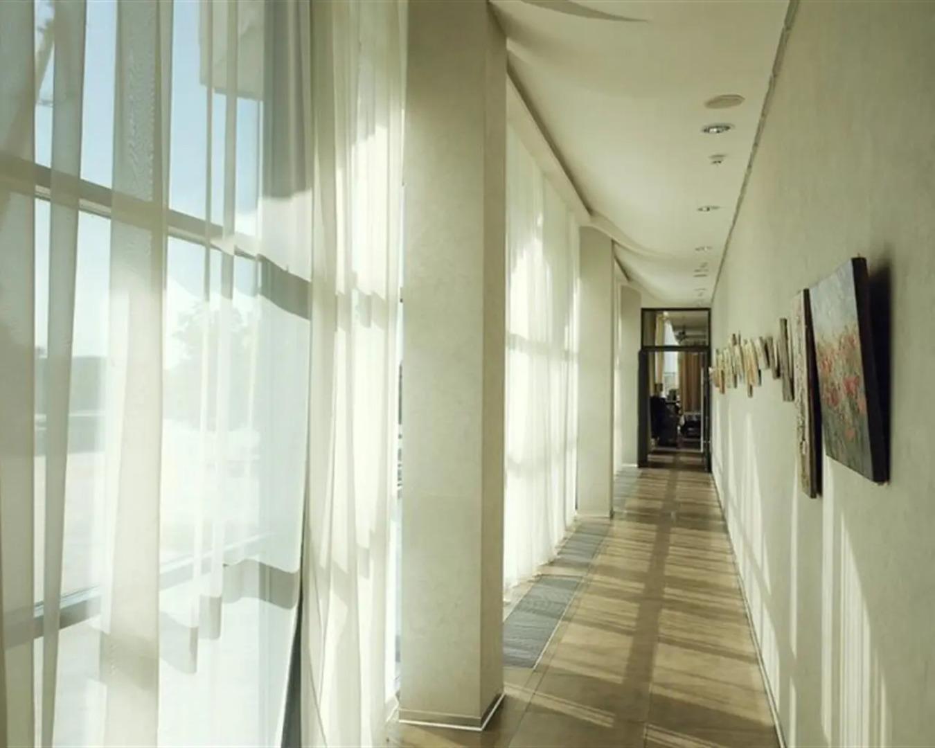 Отель Золотой Затон