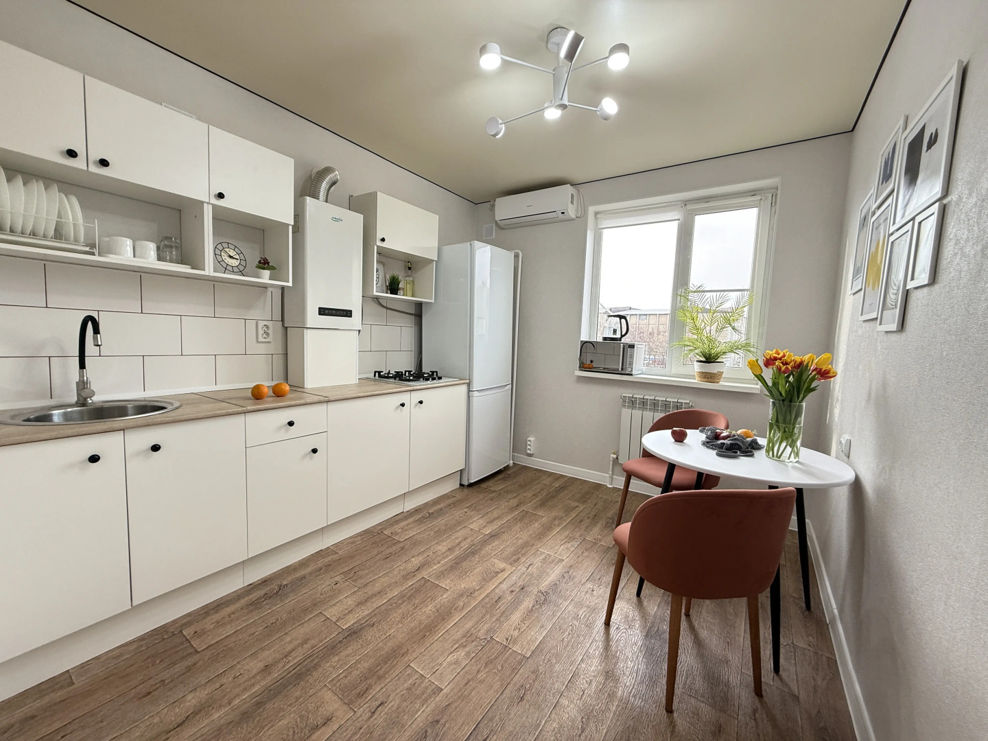 Квартира Скандинавская рядом с трассой М4 и центром города