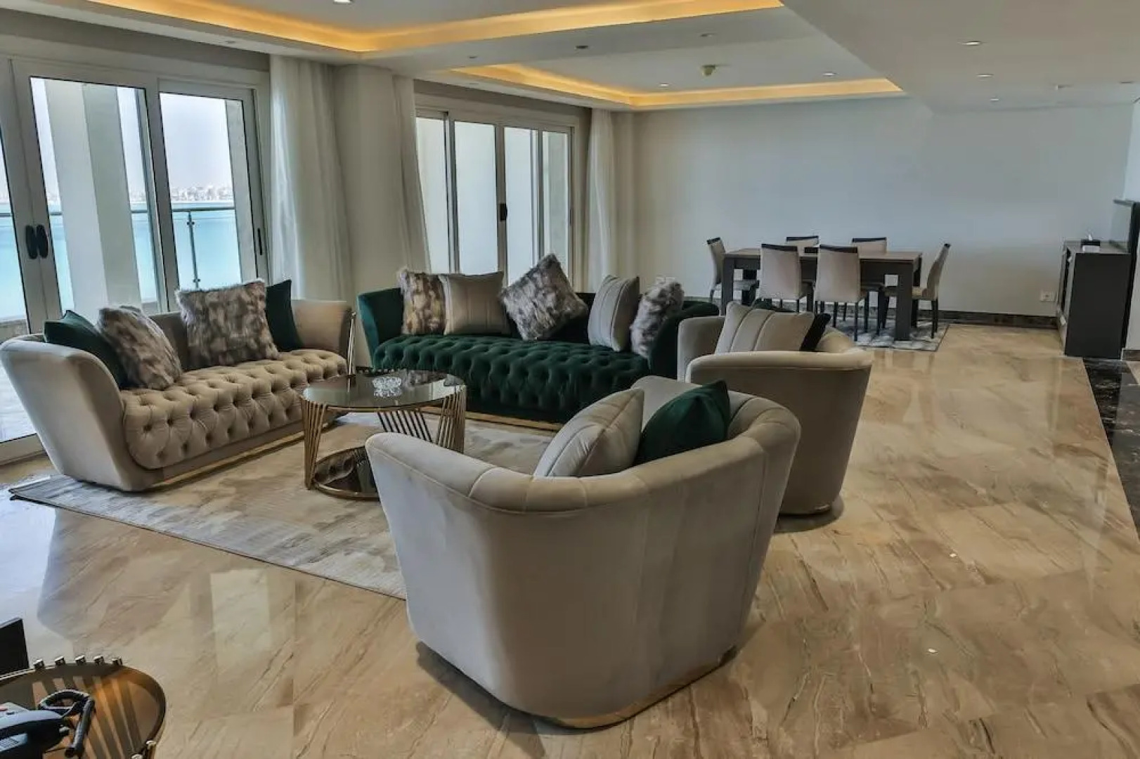 Отель Triumph White Sands