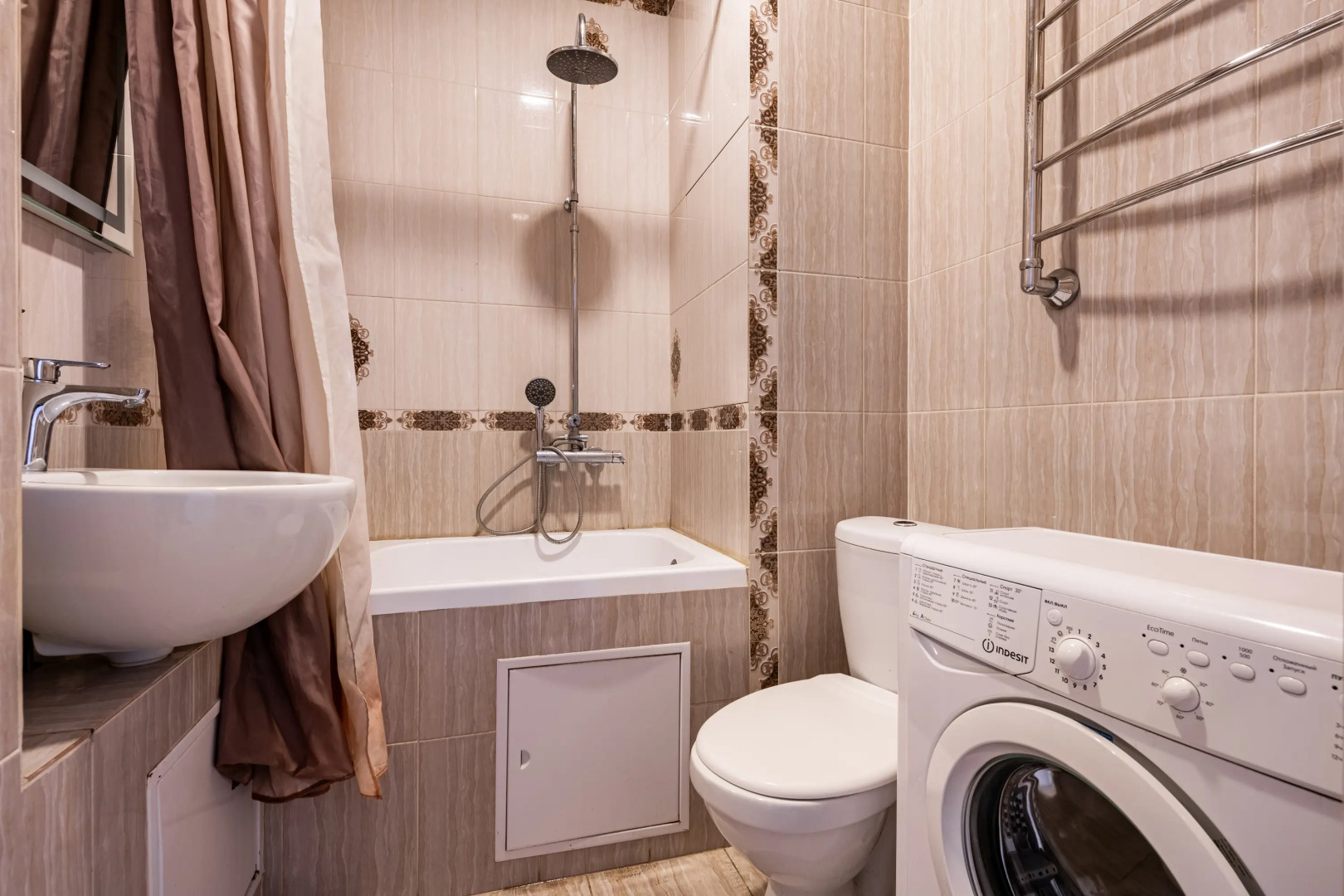 Апартаменты Гости Любят у метро Рассказовка Розовая