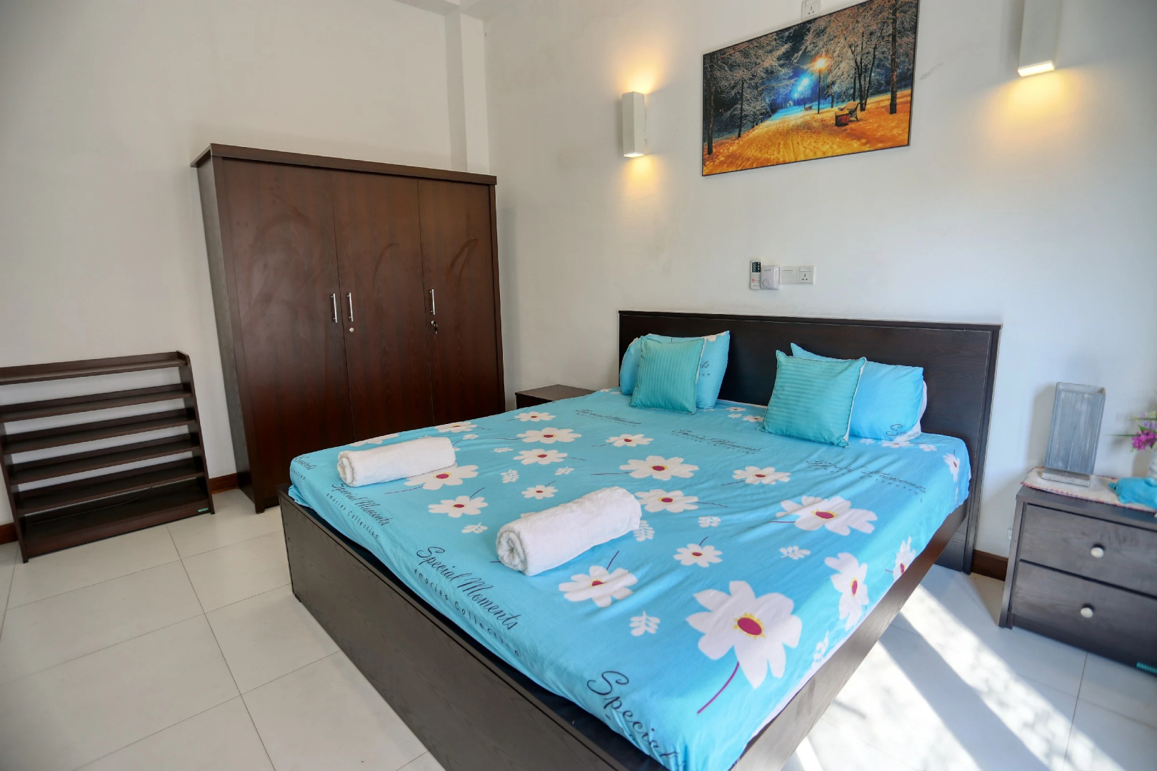 Апартаменты Yoho White House