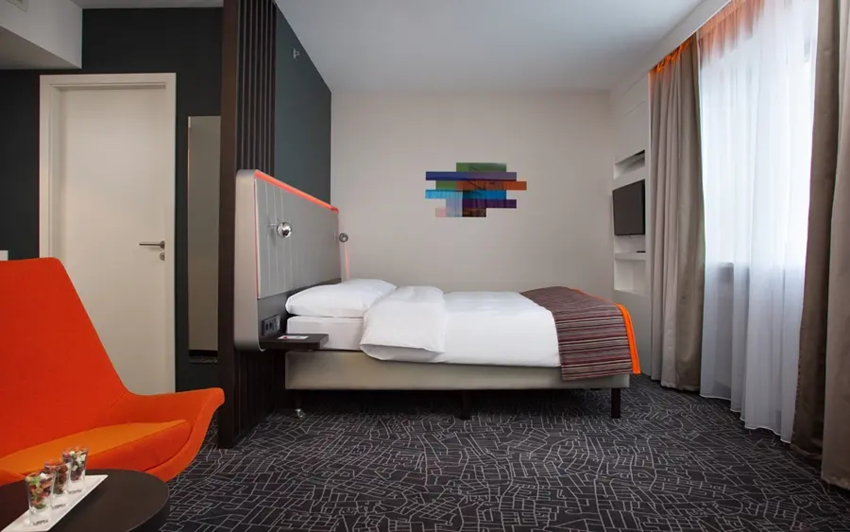 Отель Демидов Плаза