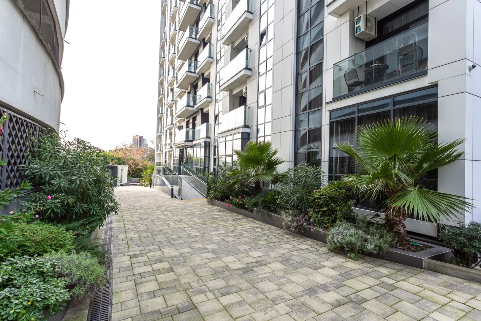 Апартаменты Фестивальный Lamare 6 с Балконом и Видом на Море