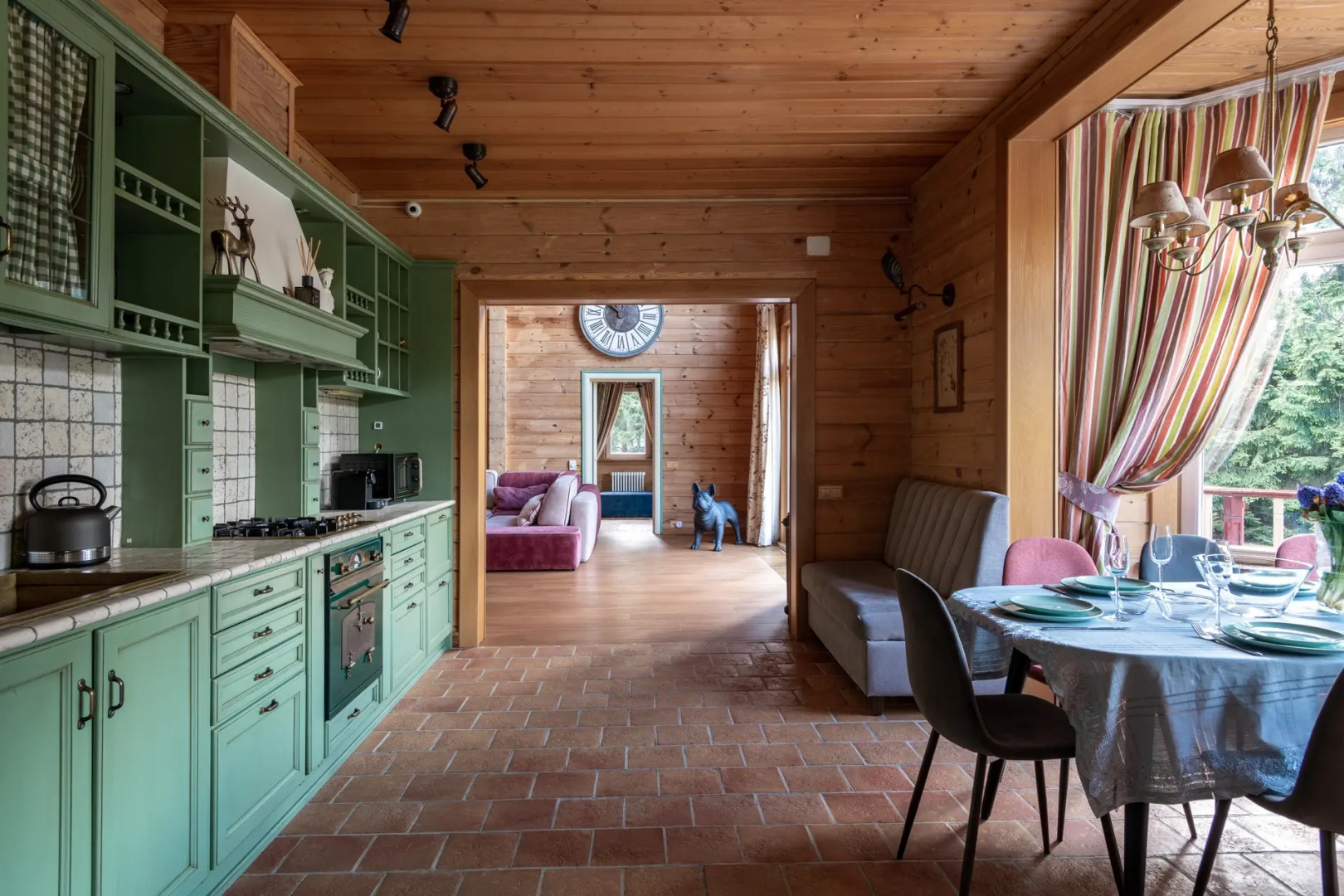 Гостевой Дом Деревянный Коттедж с бассейном и баней