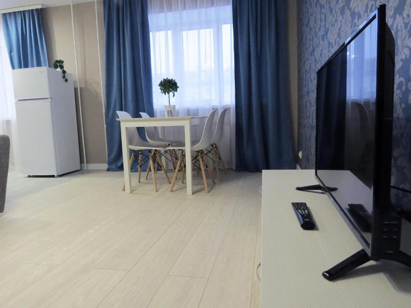 Квартира на Лейпунского 4