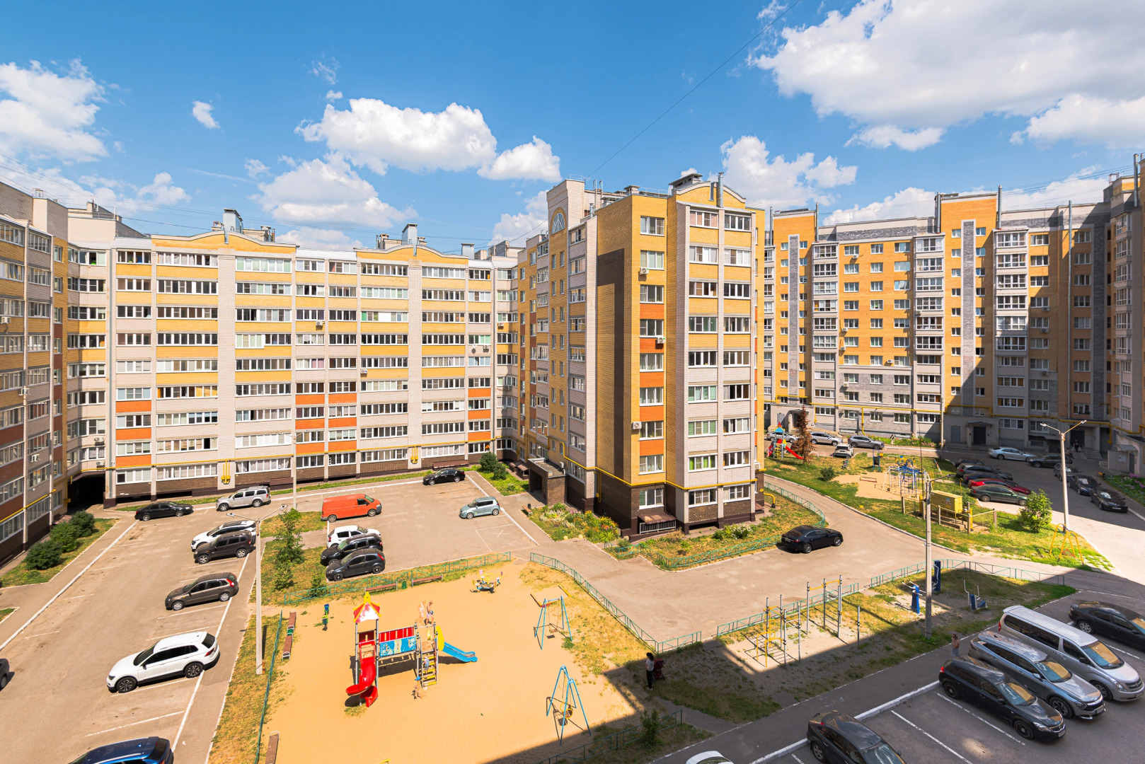 Квартира 2-к в центре на О.Волкова 3 от RentAp, 6 сп.мест