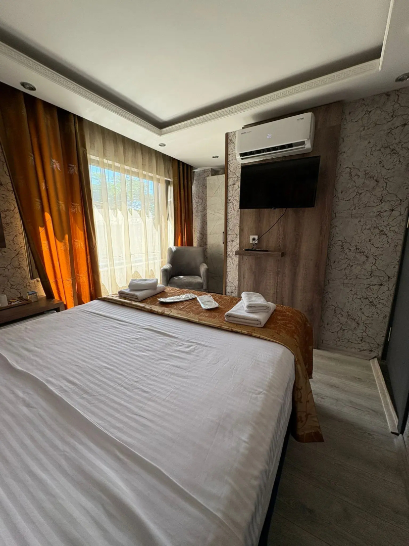 Peker Hotel