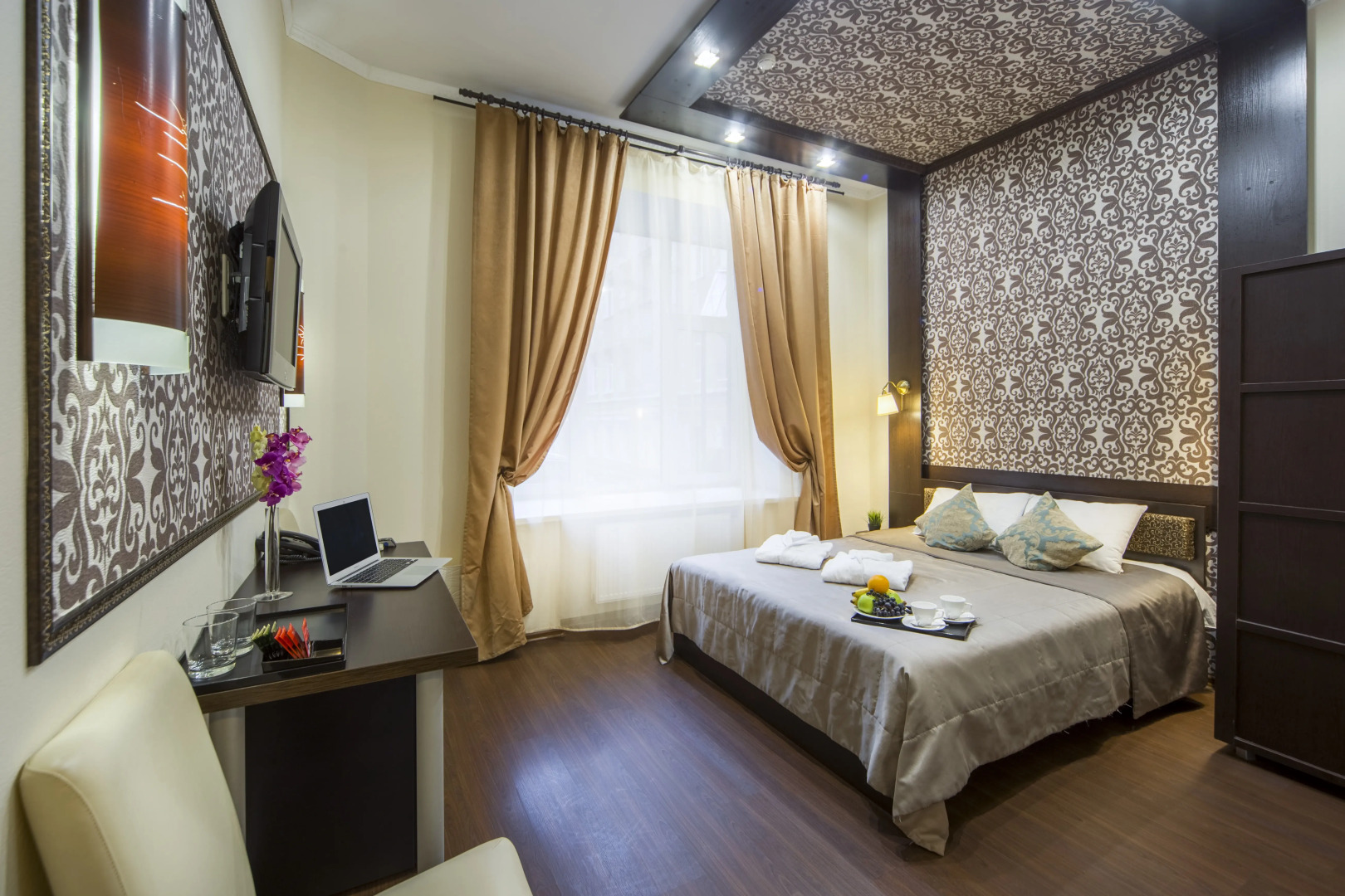 Мини-отель Граф Толстой