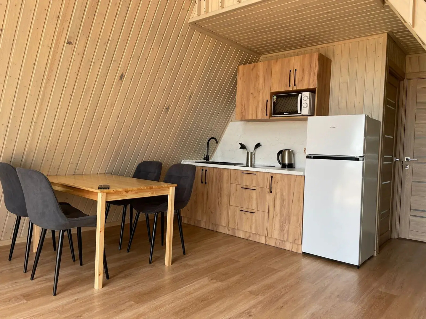 Глэмпинг "Альфа Дом"