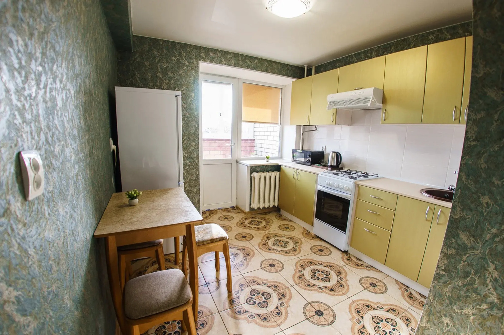 Апартаменты Inndays на Луначарского 49-3