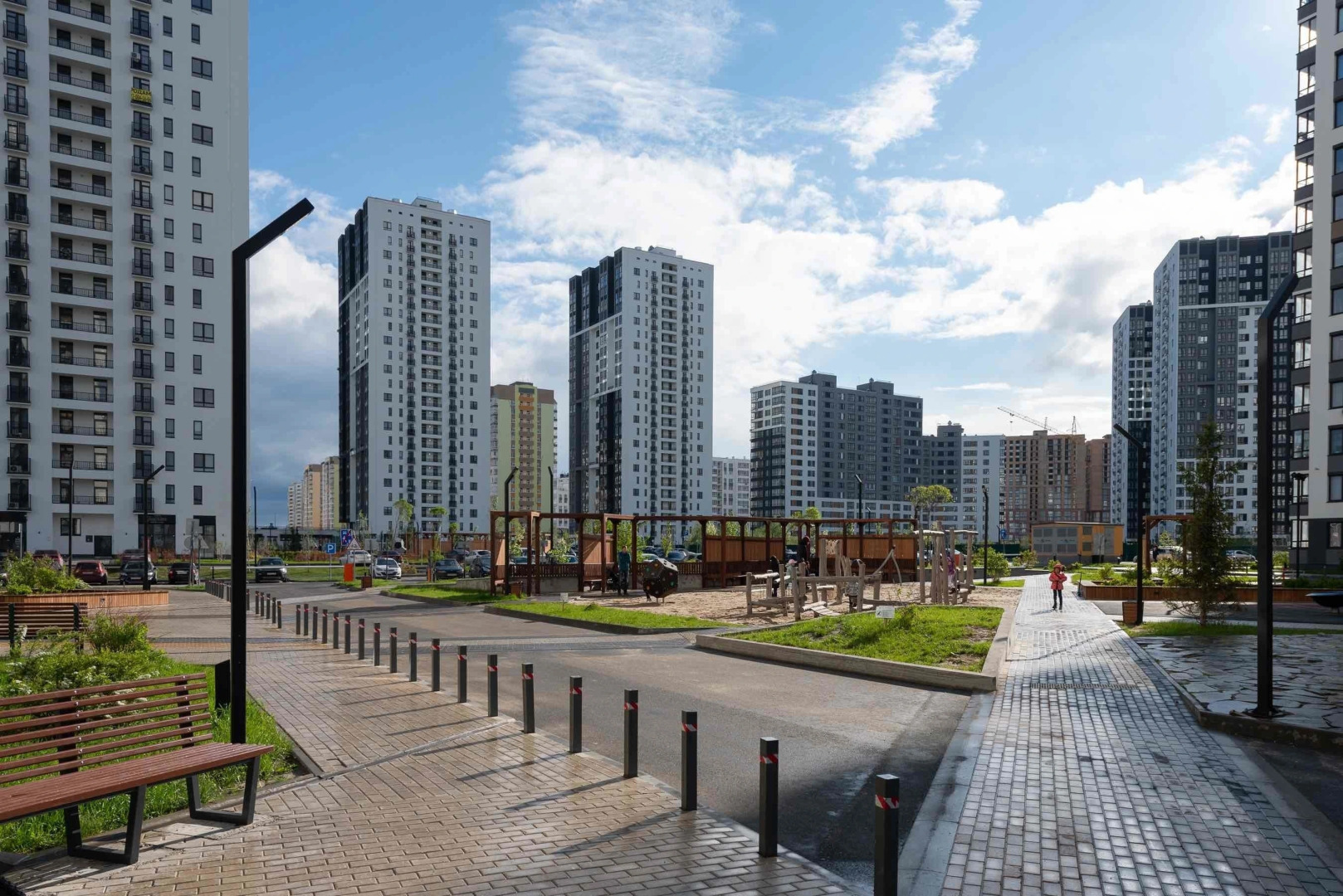 Апартаменты Топаз, закрытый двор, рядом ТЦ Кристалл