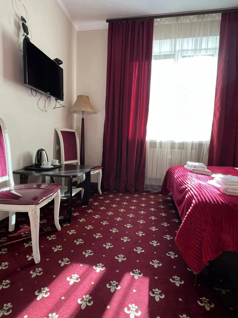 Отель Белые Ночи