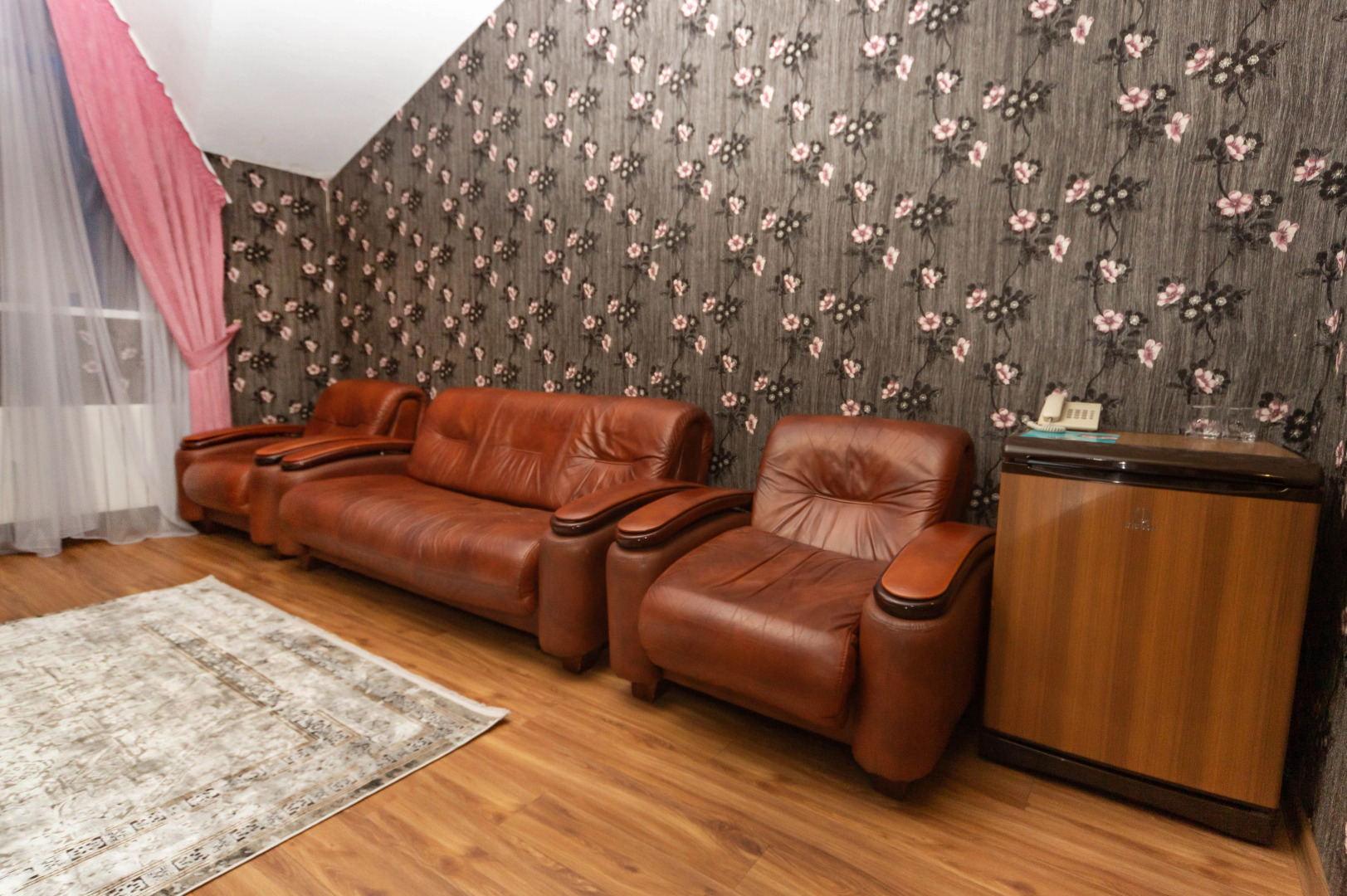 Отель Золотая Империя