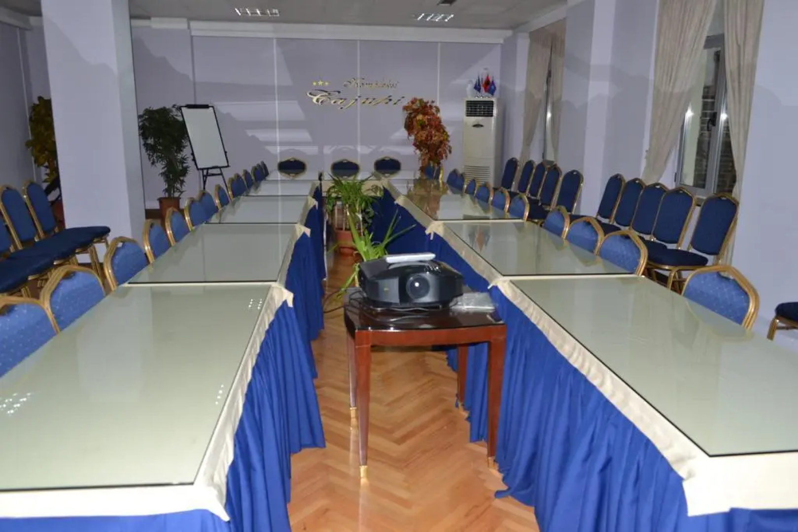 Отель Cajupi
