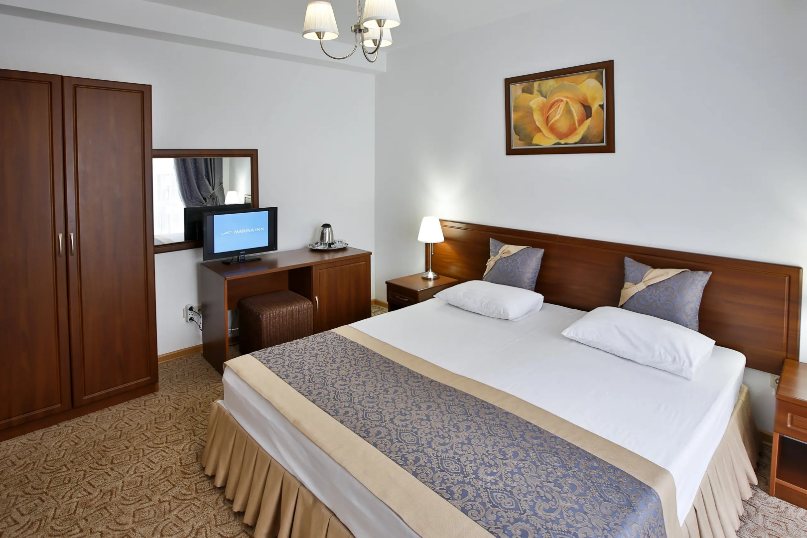 Отель Marina Inn