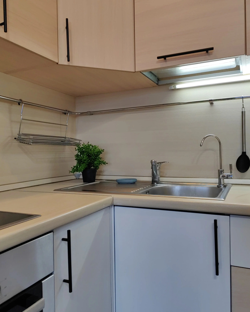 Апартаменты студия Рябиновый закат