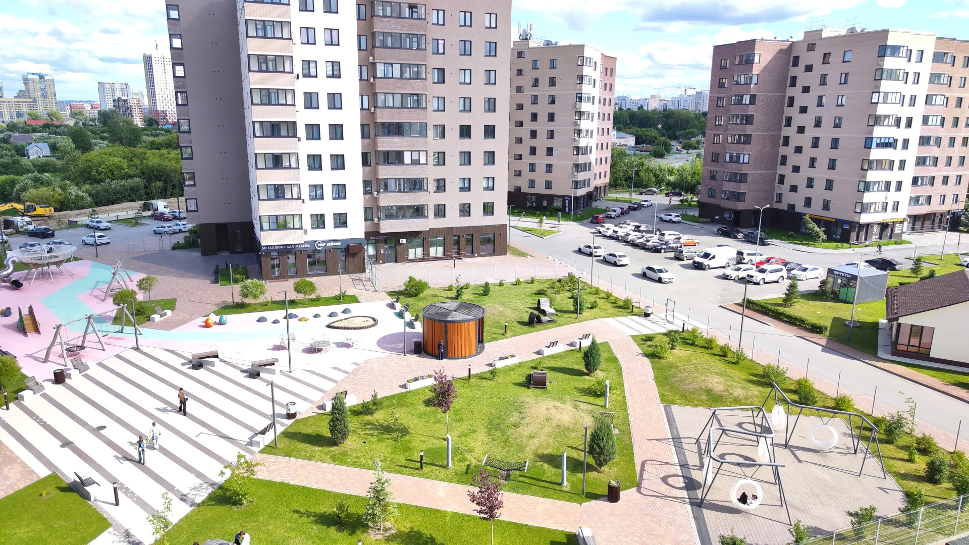 Апартаменты Panda Home с видом на мост влюблённых