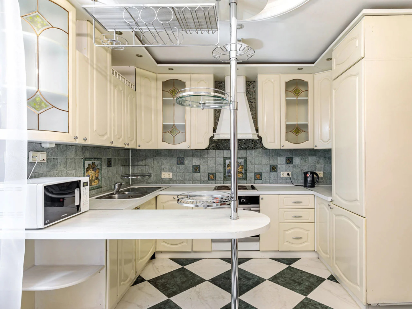 Частный Дом с бассейнами и залом Anstar House Kapustino